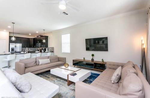 Davenport House | Pool - Spa - Free Water Park - Close to Disney!