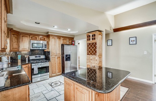 Newark House | POOL. Spacious 4BR/2B. SF Bay Area