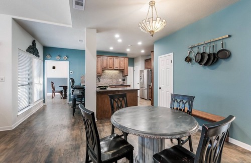 Crownridge of Texas House | Pool Table Hot Tub and Neighborhood Pool