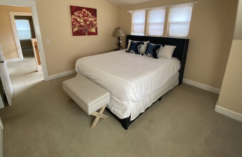 Mountain View District House | Pool Table, Huge Game Room, Large Fenced Yard, Family Retreat