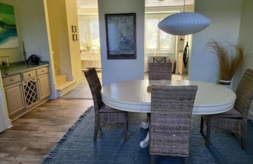 Smith Mountain Lake House | Pool table, Paddle board, Kayak, EZ dock, floater dock, WiFi.