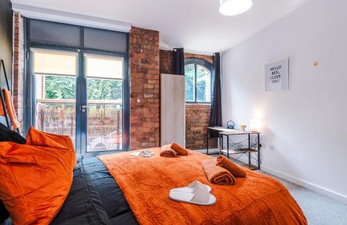 Liverpool City Centre Apartment | Pool Table, Stunning 2Bed Apt, Central Location