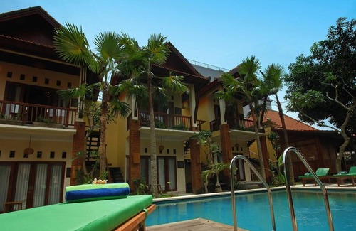 Legian City-Centre House | Pool View Room With Garden at Legian, Kuta - Bali