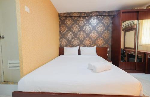 Kebagusan Apartment | Pool View Studio at Kebagusan City Apartment By Travelio