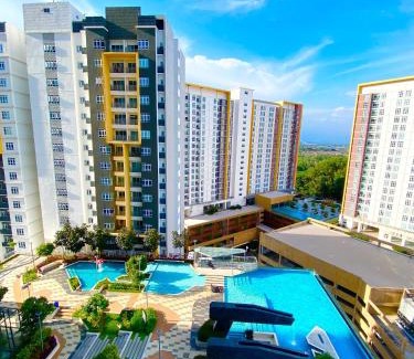 Nilai Apartment | Pool View Suites at Mesahill Nilai by D'KAY HOMES, near USIM KLIA