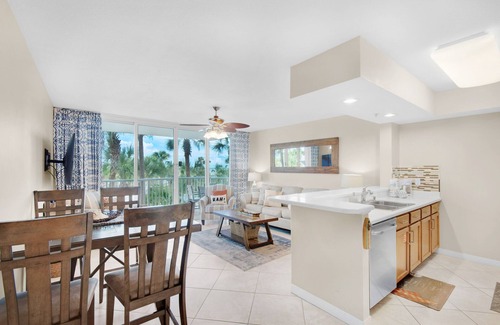 Fort Walton Beach Condo | Pool Views~Lazy River~Walk to Beach~By Beach on Okaloosa Isle-Licensed to Chill