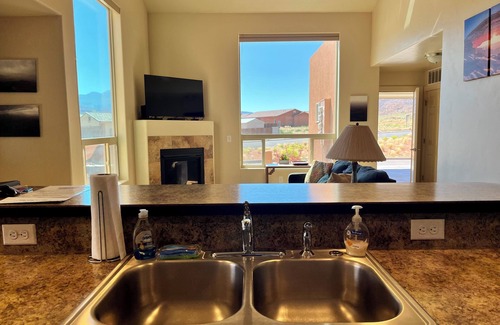 Moab South Valley House | Pool, Views, Private Garage and Patio