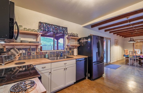 Tucson Estates House | POOL & views! Serenity SW