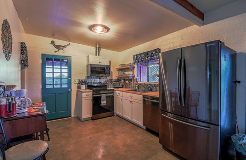 Tucson Estates House | POOL & views! Serenity SW