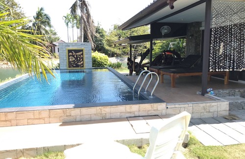 Kram Villa | Pool villa with 3 bedrooms 7 can sleep by a river 100m to the beach
