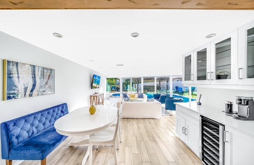 Garden Isles House | Pool & Waterfront! Tiki Hut+Close To Beach!