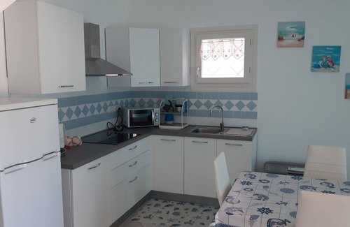 Viddalba Cottage | Poolfront townhouse just minutes from the sea