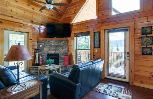 Gatlinburg - Pigeon Forge House | Poolin Around By Avada Properties