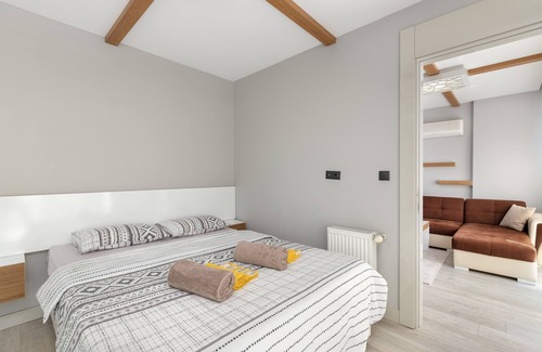 Kepez Apartment | Pools, Wifi, City Center, Residance