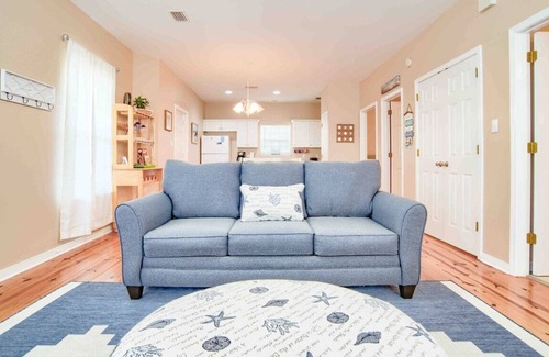 Fort Morgan House | Poolside! 2 King Suites, Sleeps 8, Close to Beach, Newly Furnished