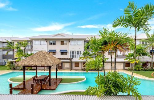 Manoora Apartment | 'Poolside at Whitfield Waters' Resort-style Retreat