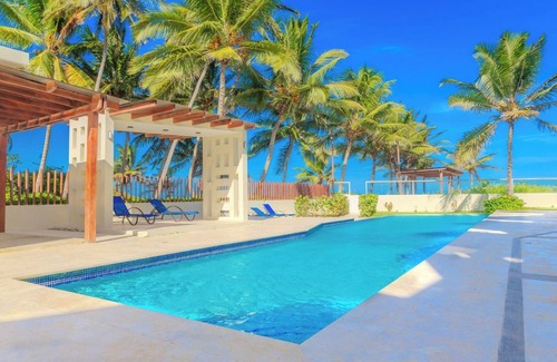 Cabarete Condo | Poolside Condo right on an endless beach