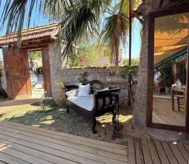 Ayvalik Apartment | Poolside Family Stone Studio and Breakfast Included