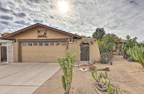 Glendale House | Poolside Oasis in Glendale with Desert Surroundings!