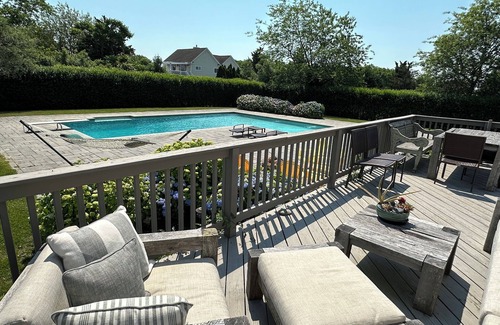 Orient Point House | Poolside Orient Pt by the sea