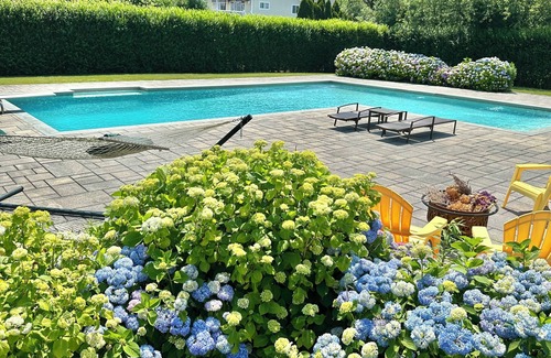 Orient Point House | Poolside Orient Pt by the sea