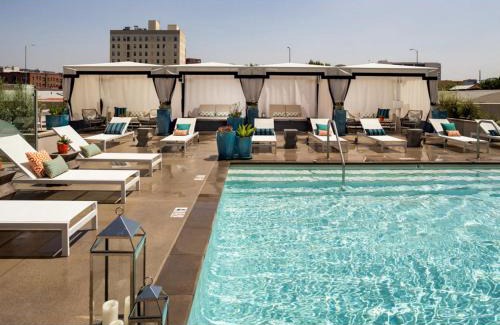 Downtown Los Angeles Apartment | Poolside Palace