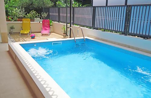 Split Apartment | Poolside Paradise - A Hidden Gem in Split