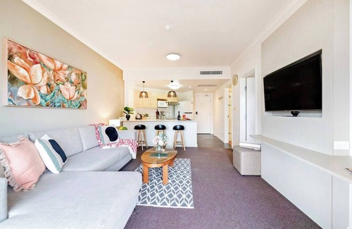 Darwin City Centre Apartment | Poolside Resort Living on Esplanade with Balcony
