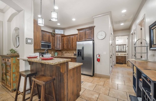 St. George Condo | Poolside Retreat Directly Across From Pool!