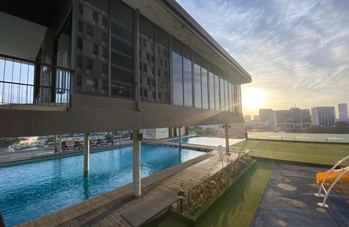 Tanjong Bidara Apartment | Poolside Suite - Amanjiwa 99 Residences