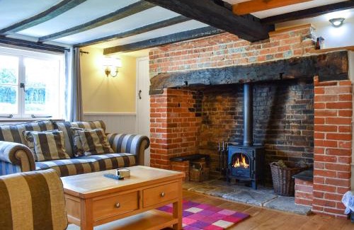 New Forest District House | Poona Cottage