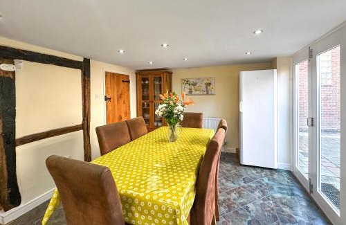 New Forest District House | Poona Cottage