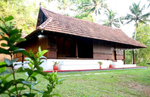 Poovar House | Poovar Heritage Homes
