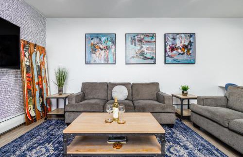 South Addition House | Pop Art