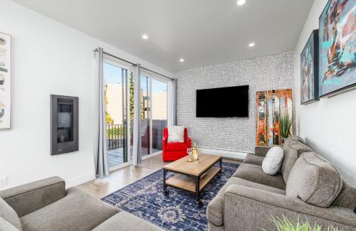 South Addition House | Pop Art