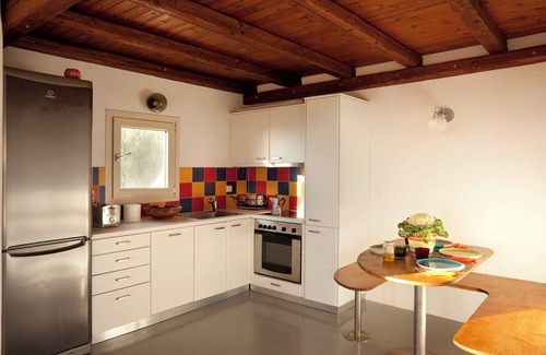 Kea House | Pop House-Colorful living overlooking the Aegean