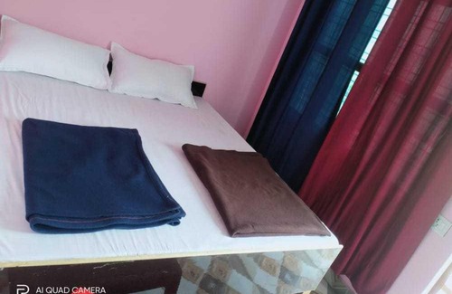 Karnaprayag Hotel | POP Namaste Chamoli Hotel Restaurant