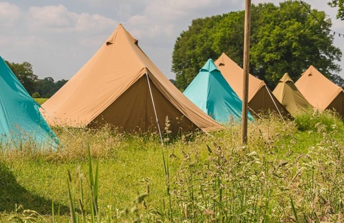 Zuna Resort | Pop-up glamping: Buurvrouws' Belltentje | 2-4 pers.
