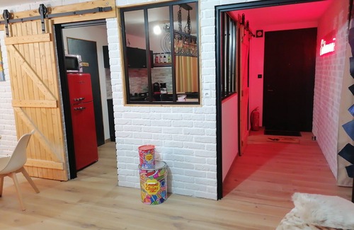 Coulogne House | Popartspa Location Maison sur Calais"loft" Jacuzzi, Sauna