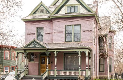 Helena Apartment | Pope House - Hist. Mansion - The Gold Rush Suite