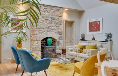Alnmouth House | Pope Lodge: Stunning Stone Coach House Conversion