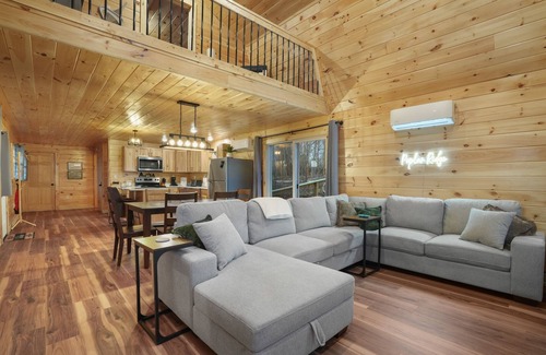 McArthur Cabin | Poplar Ridge | Hocking Hills