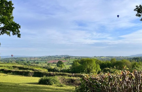 Abergavenny House | Poppy Cottage