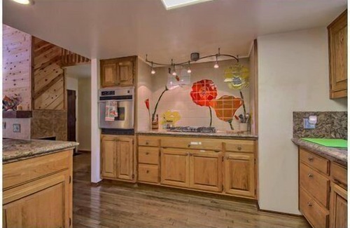 Marine Terrace House | Poppy Cottage in the Pines - Spring Special