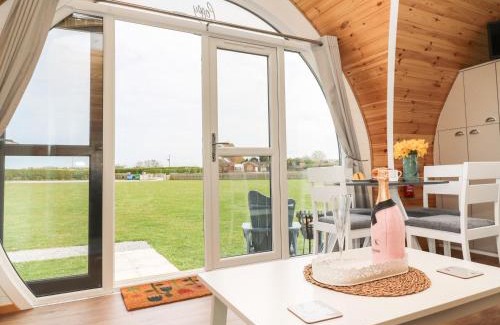 Hornsea House | Poppy