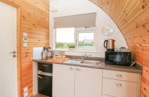 Hornsea House | Poppy