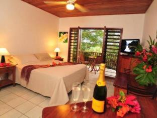 Port Vila Apartment | Poppy's on the Lagoon