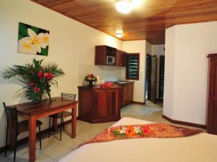 Port Vila Apartment | Poppy's on the Lagoon