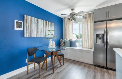 University Heights Apartment | PORCHLIGHT HOME Central San Diego FREE parking