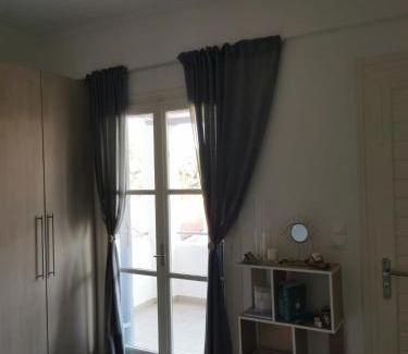 Poros House | Poros Askeli sea & mountain view apartment